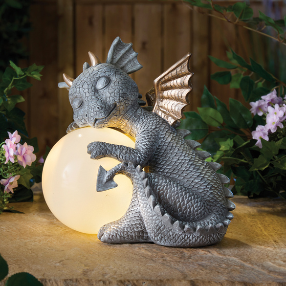 Dekofigur Babydrache mit Solarkugel