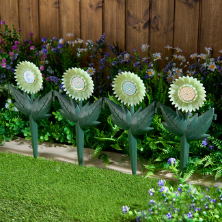 Gartenstecker Sonnenblumen selbstleuchtend 4er-Set Gainsborough Gartenstecker Sonnenblumen selbstleuchtend 4er-Set Gainsborough