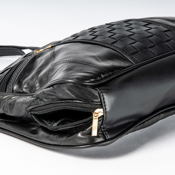 Handtasche mit Flechtung schwarz