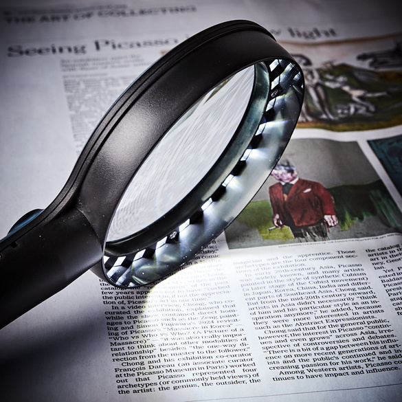 LED-Handlupe 30-fache Vergrößerung wiederaufladbar