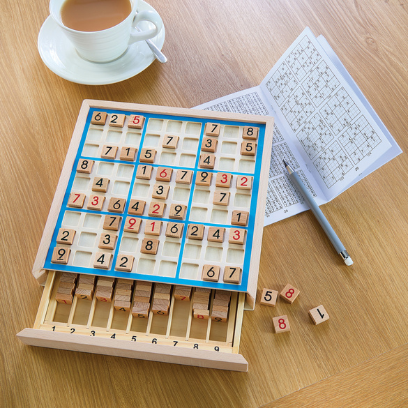 Sudoku-Spiel aus Holz