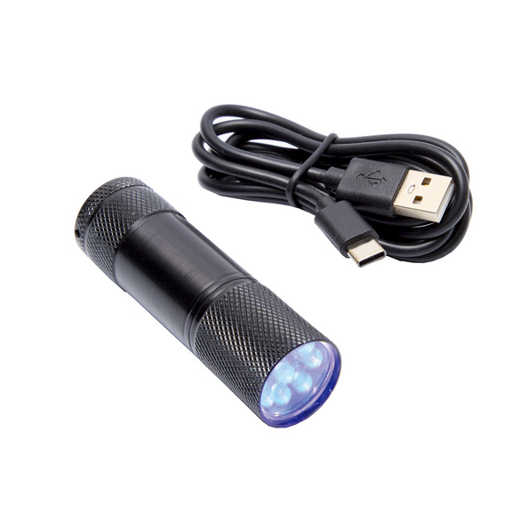 UV-Taschenlampe zur Urinspuren-Erkennung bei Haustieren