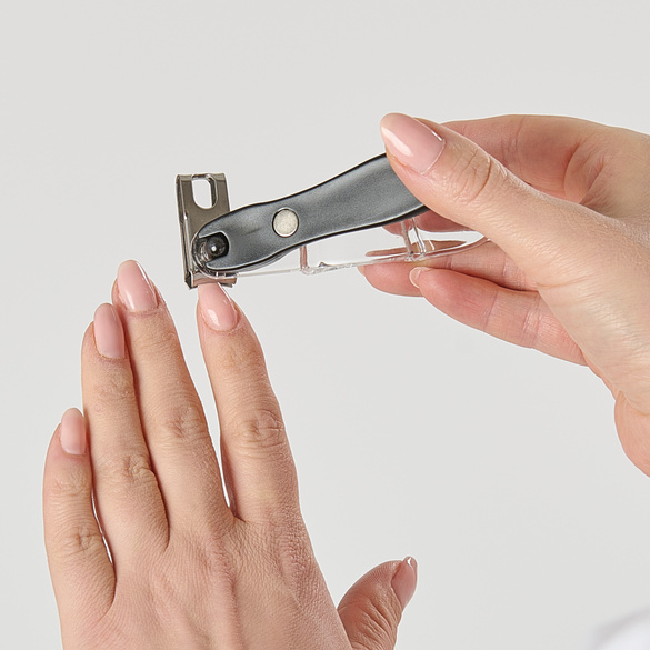 Drehbarer Nagelknipser