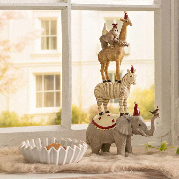 Dekofigur Tierpyramide aus Magnesia