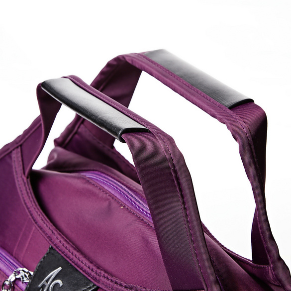 Handtasche "Farah" wasserdicht waldbeere