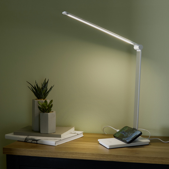LED-Tischleuchte mit USB-Ladeanschluss