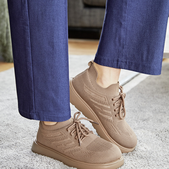 Sneaker "Barbara" in Strickoptik taupe
