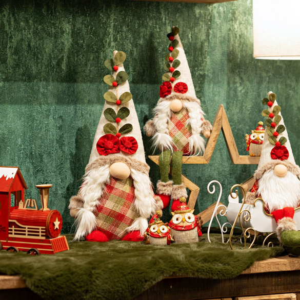 LED-Weihnachtszug mit Winterszene aus Holz