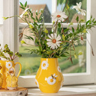 Vase "Blumen & Bienen" aus Steingut Gelb